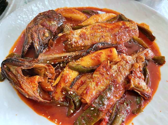 생생정보 강원 동해 27년 전통 감자 코다리조림 맛집