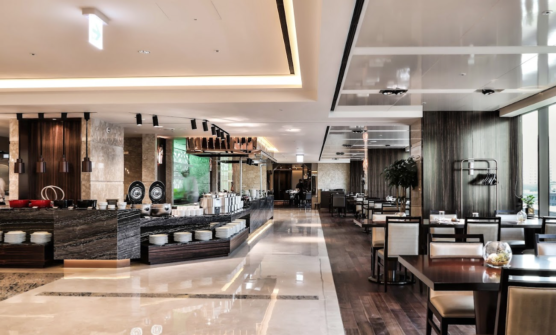 부산 호캉스 호텔 추천, 롯데호텔 부산 kkday 1만원 할인쿠폰 + 야외수영장 포함 25만원부터