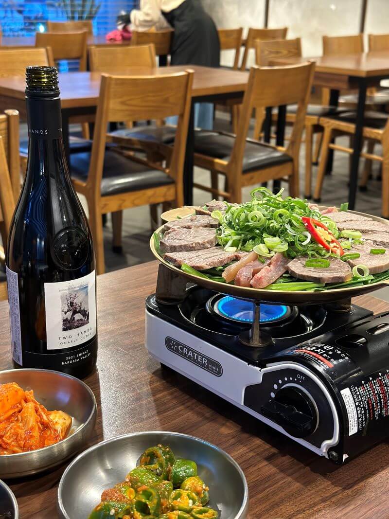 용산맛집이여곰탕콜키지프리