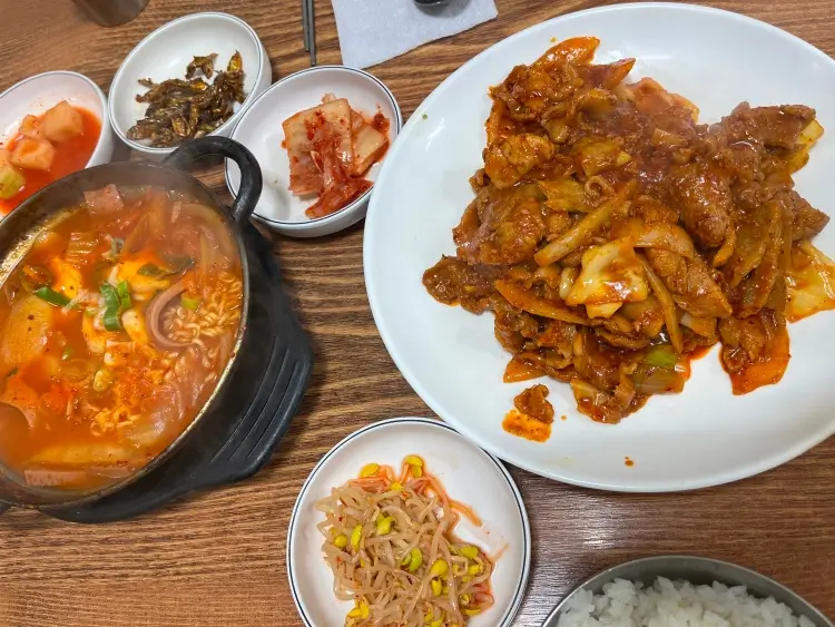 제육볶음