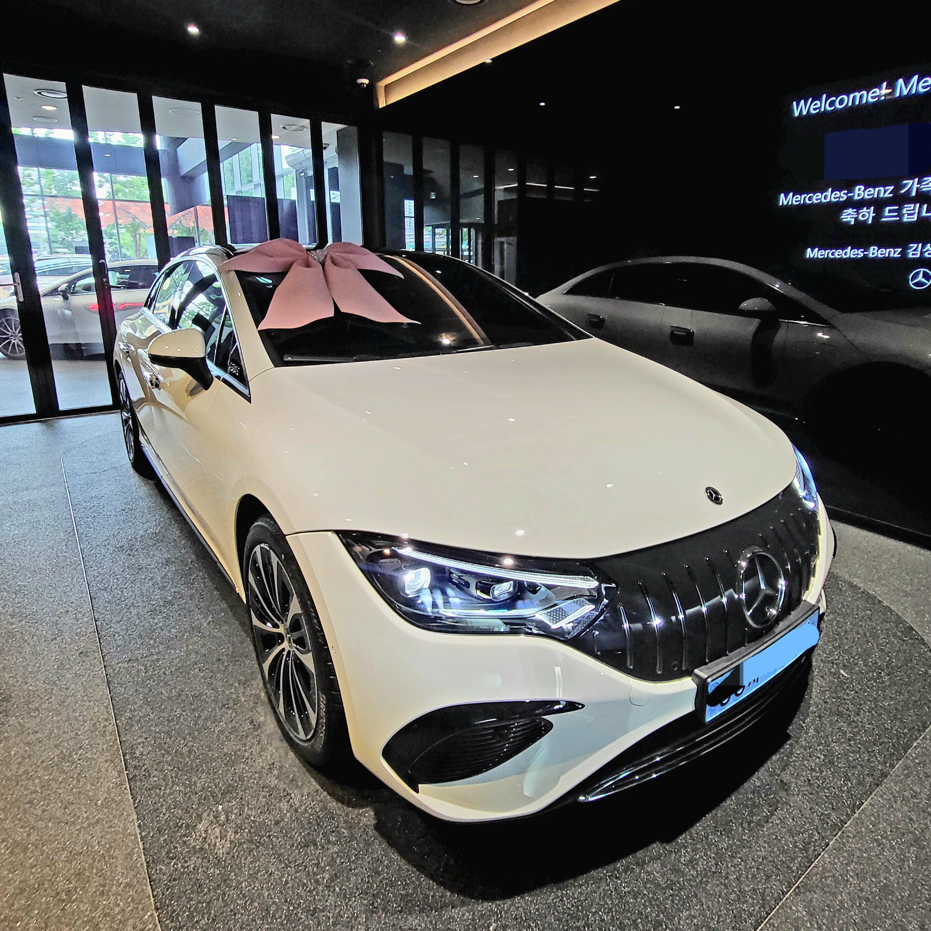 벤츠 전기차 EQE 350+