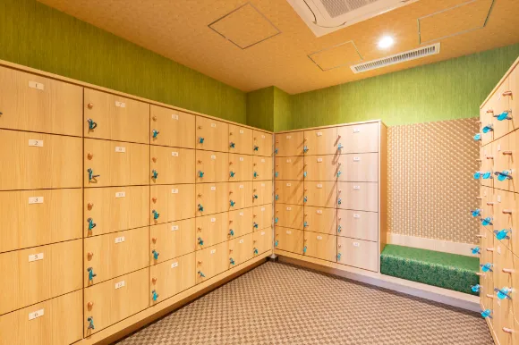 일본-오사카히노데호텔-무료-대욕장-탈의실