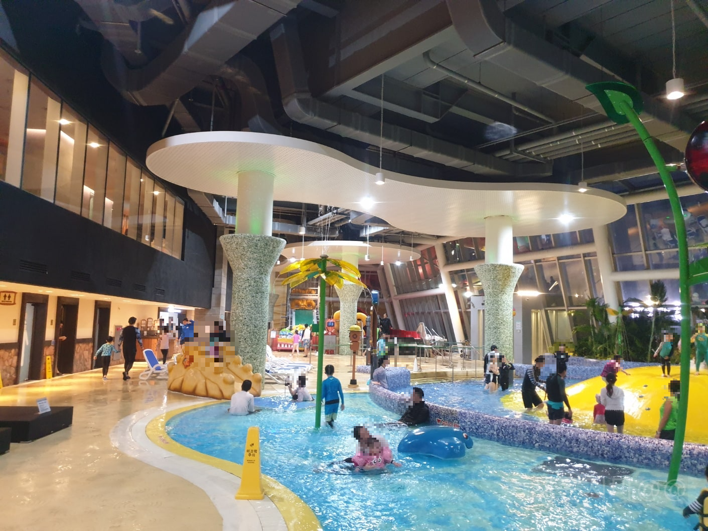 신화월드-워터파크-키즈풀