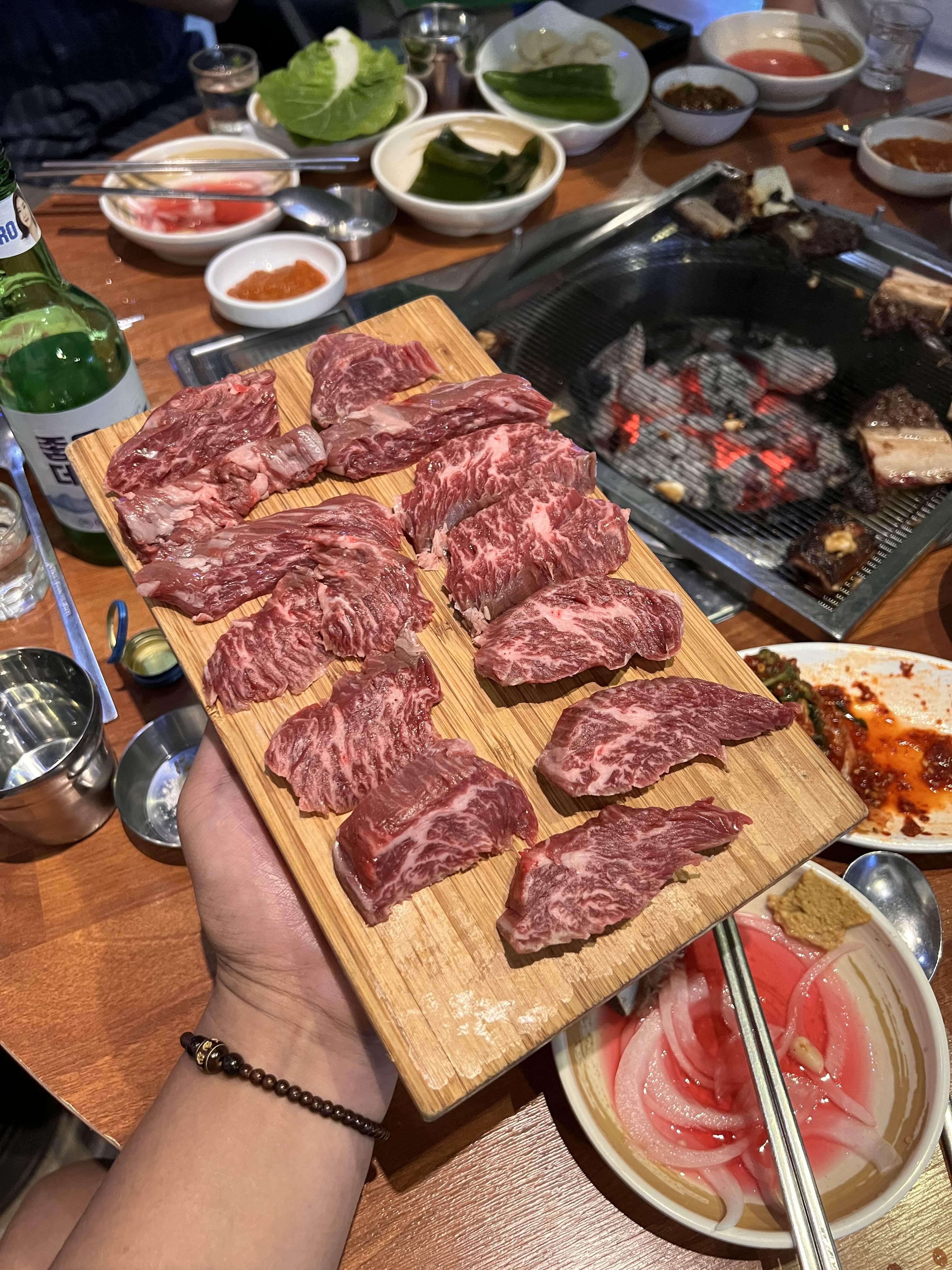 마지막으로 안창살 주문.