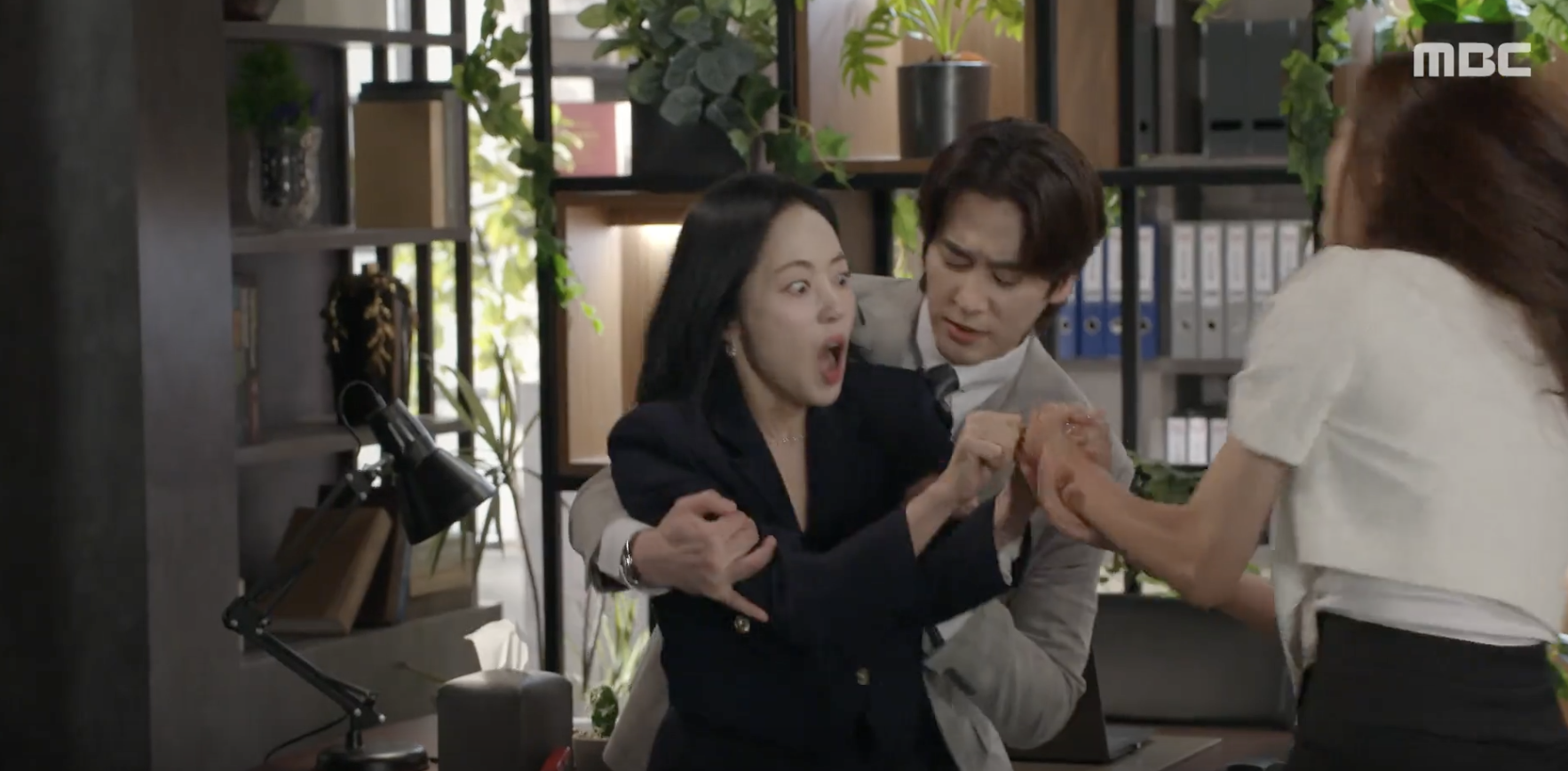 루시아 반지