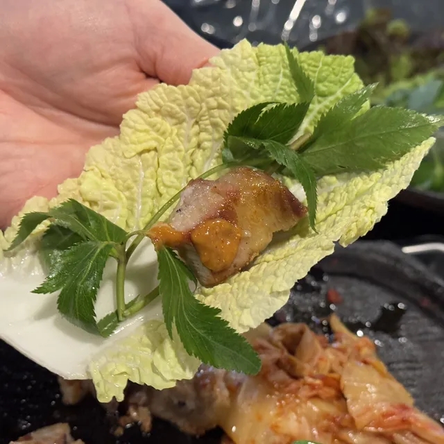 종로 석판돼지고기 '육석관'