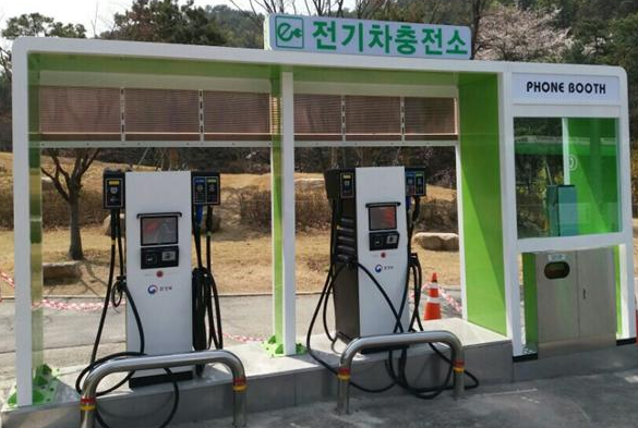 전기자동차 배터리 충전 방법 : 알아야 할 모든 것