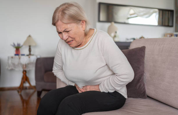 하루 종일 배 아프다면? 과민성 대장염 초기 증상과 진단법!