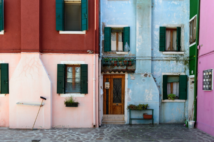 로컬처럼 살아보기: 관광지가 아닌 현지 마을에서 한 달 살기