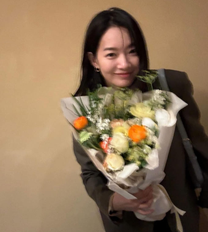 신민아 사복