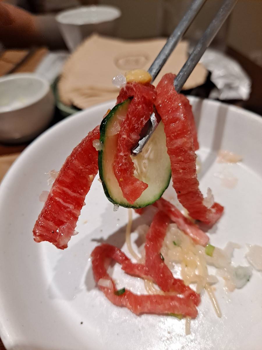 한우육회 한젓가락