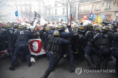 전체주의란 무엇인가?