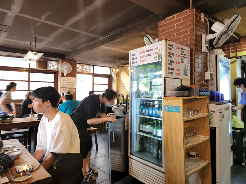 서울갈비_입구_실내01