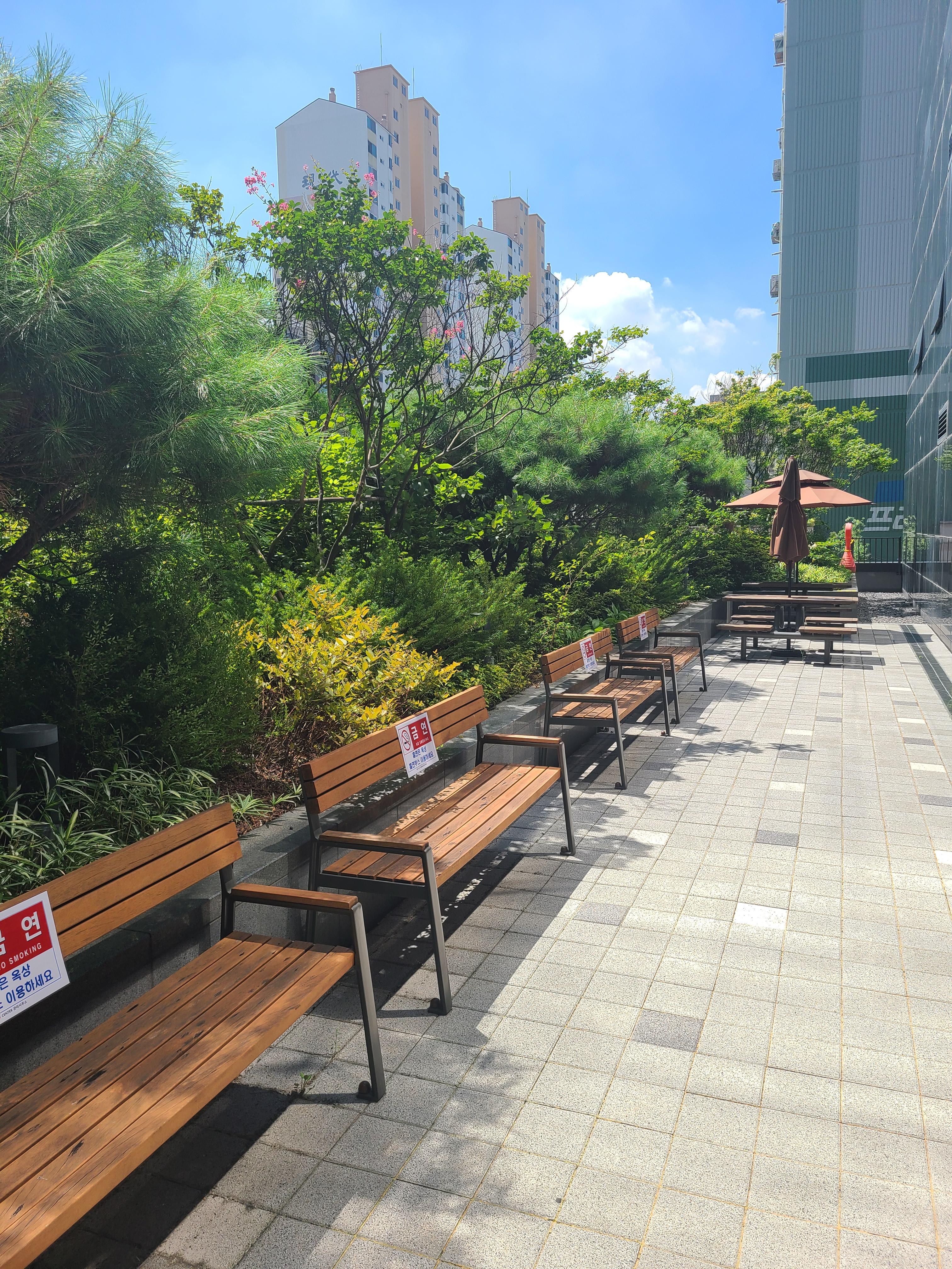 성수 SK V1센터 3층 정원