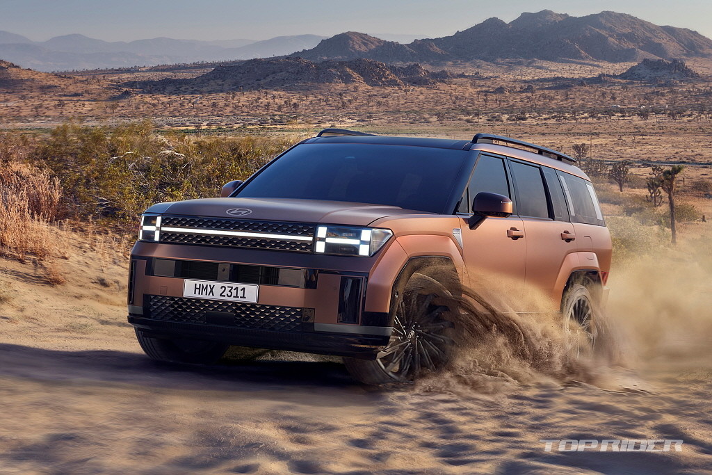 현대차 5세대 싼타페(MX5) 공개 박시한 외관과 테라스