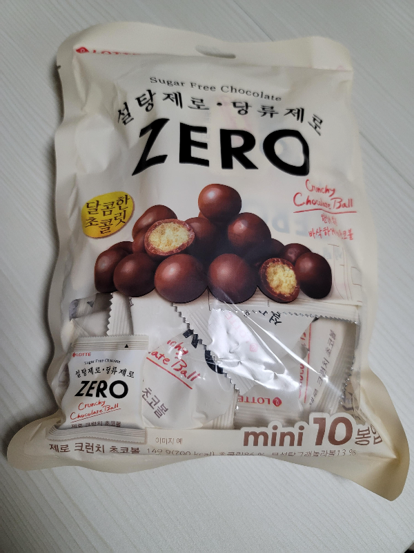 제로 크런치 초코볼 앞면