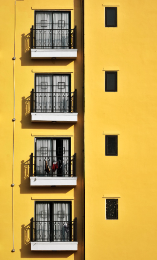 차이를 상징 하는 비대칭적인 사진