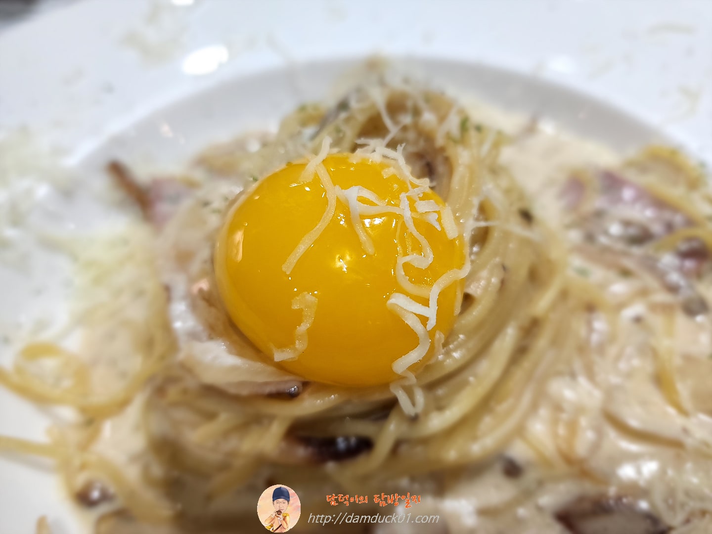 에그탑 까르보나라