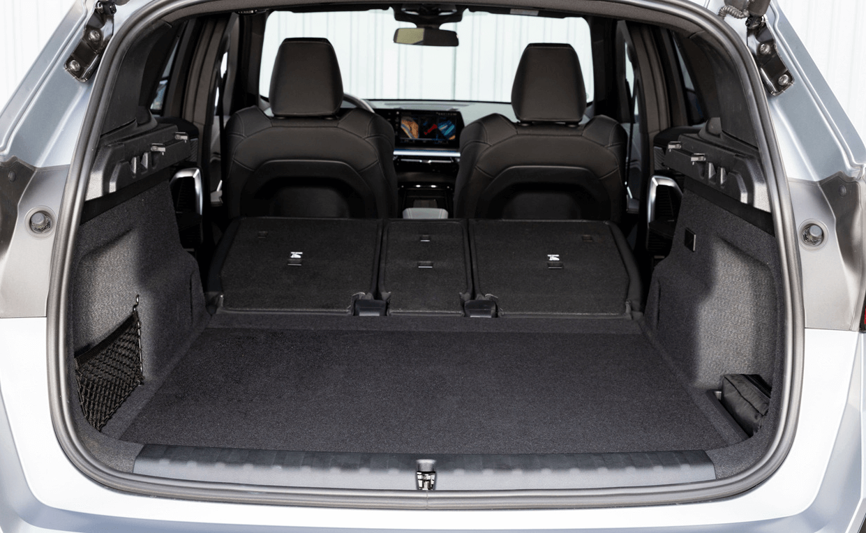 BMW X1 트렁크&#44; 확장&#44; 차박