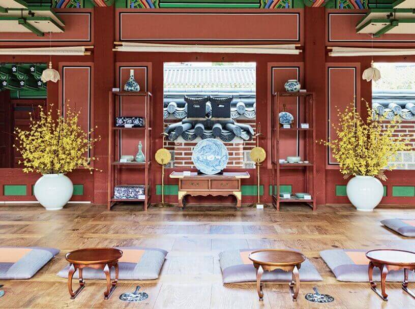 상이 놓여 있는 경복궁 생과방