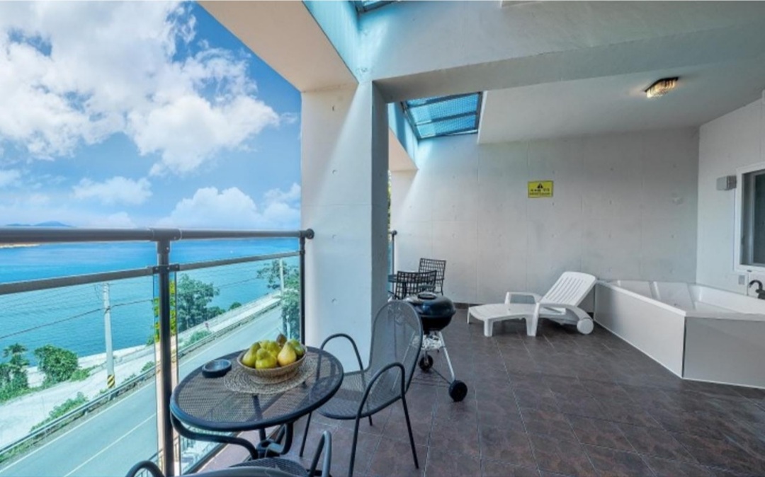 거제 하와유 풀빌라 B동 302호 테라스