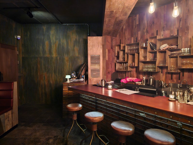 서울숲 옆 어느 한 바(bar)의 사진