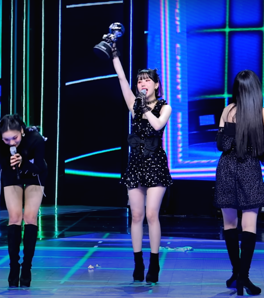 비비지(VIVIZ) 은하