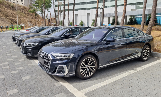 아우디 A8 L