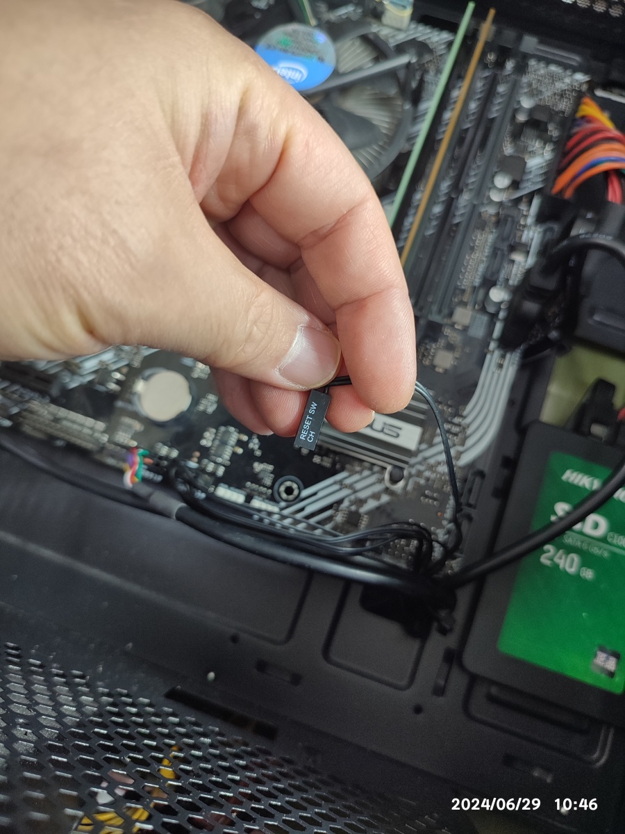 전원 스위치도 잘못 연결