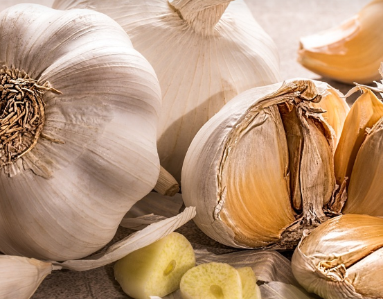 혈압 조절이있는 음식은 마늘
