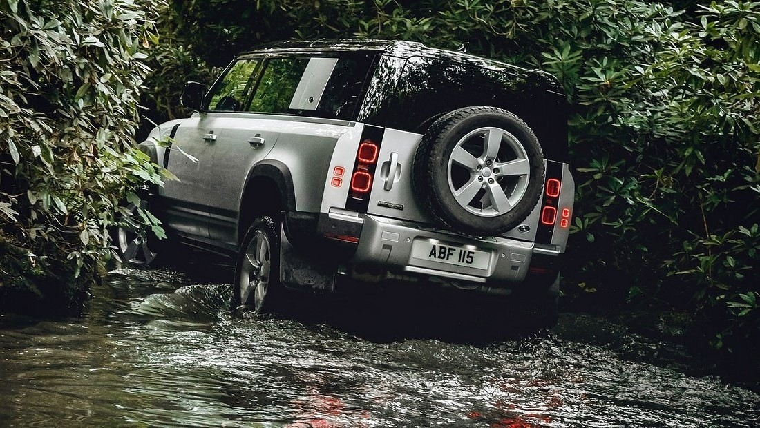 랜드로버 디펜더110