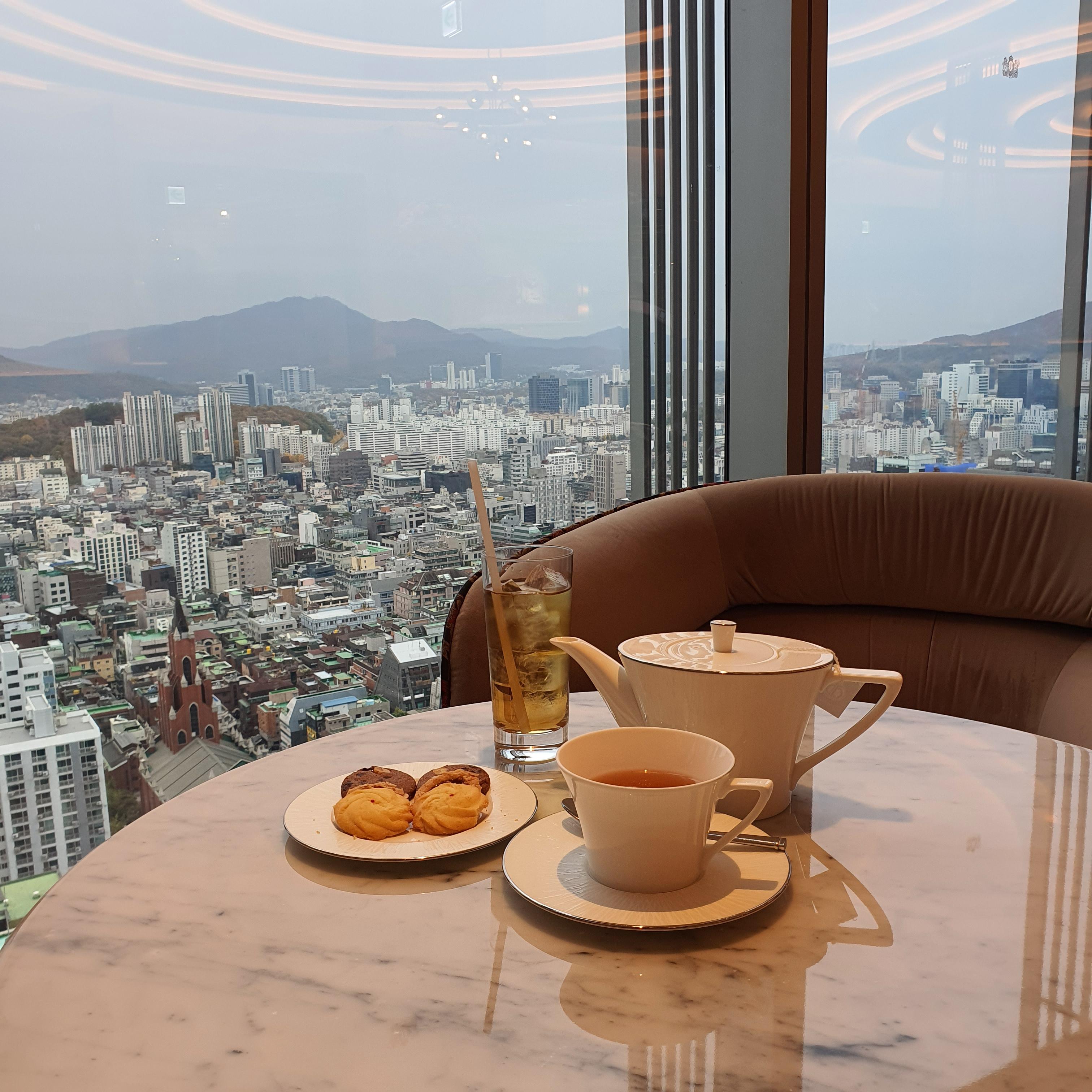 휴식을 취하는중