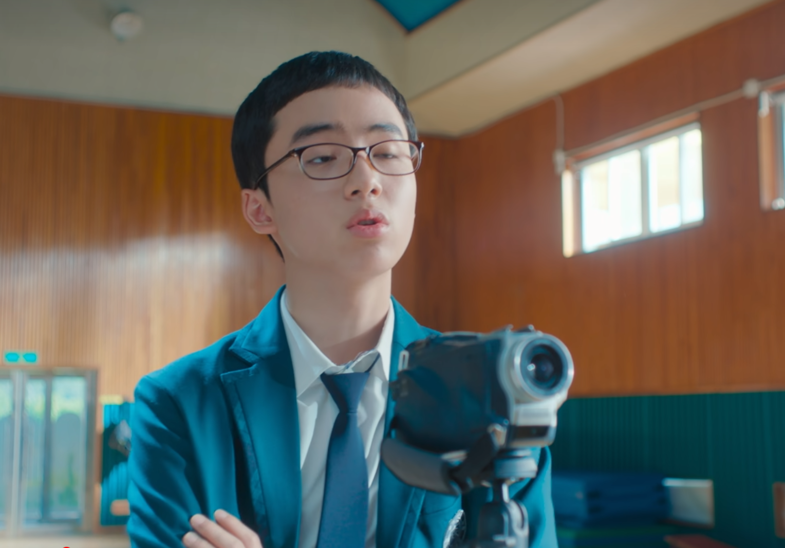 무인도의 디바 1화 줄거리