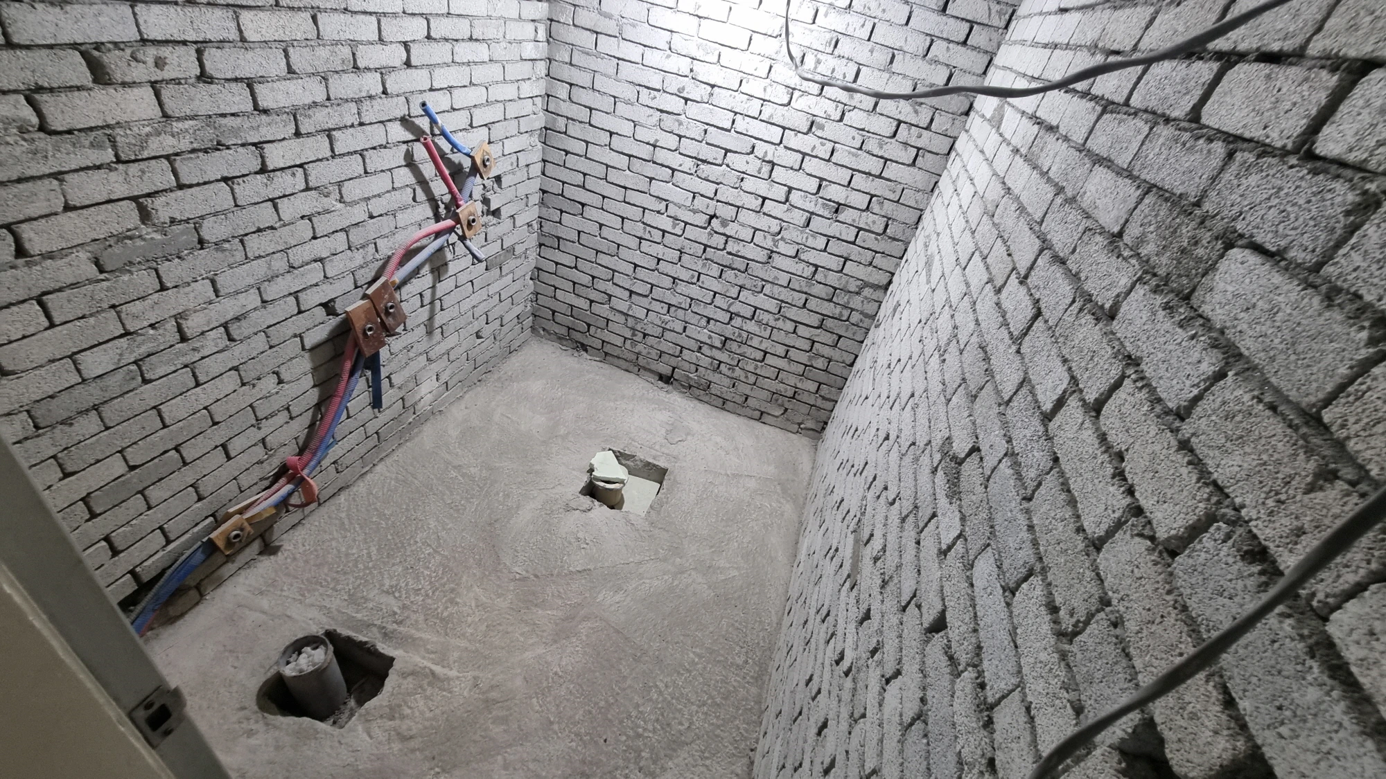 UBR 패널 뗀 모습