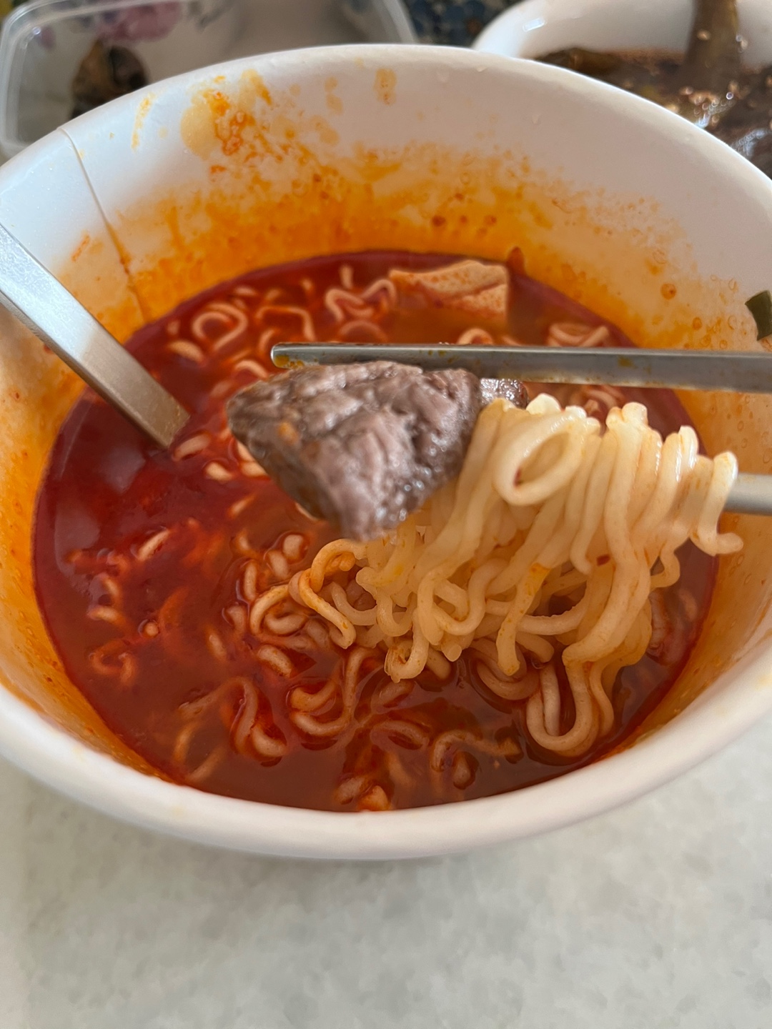 맛이 별로여서 한우 구워서 같이