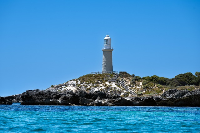 호주 쿡타운 해변 등대