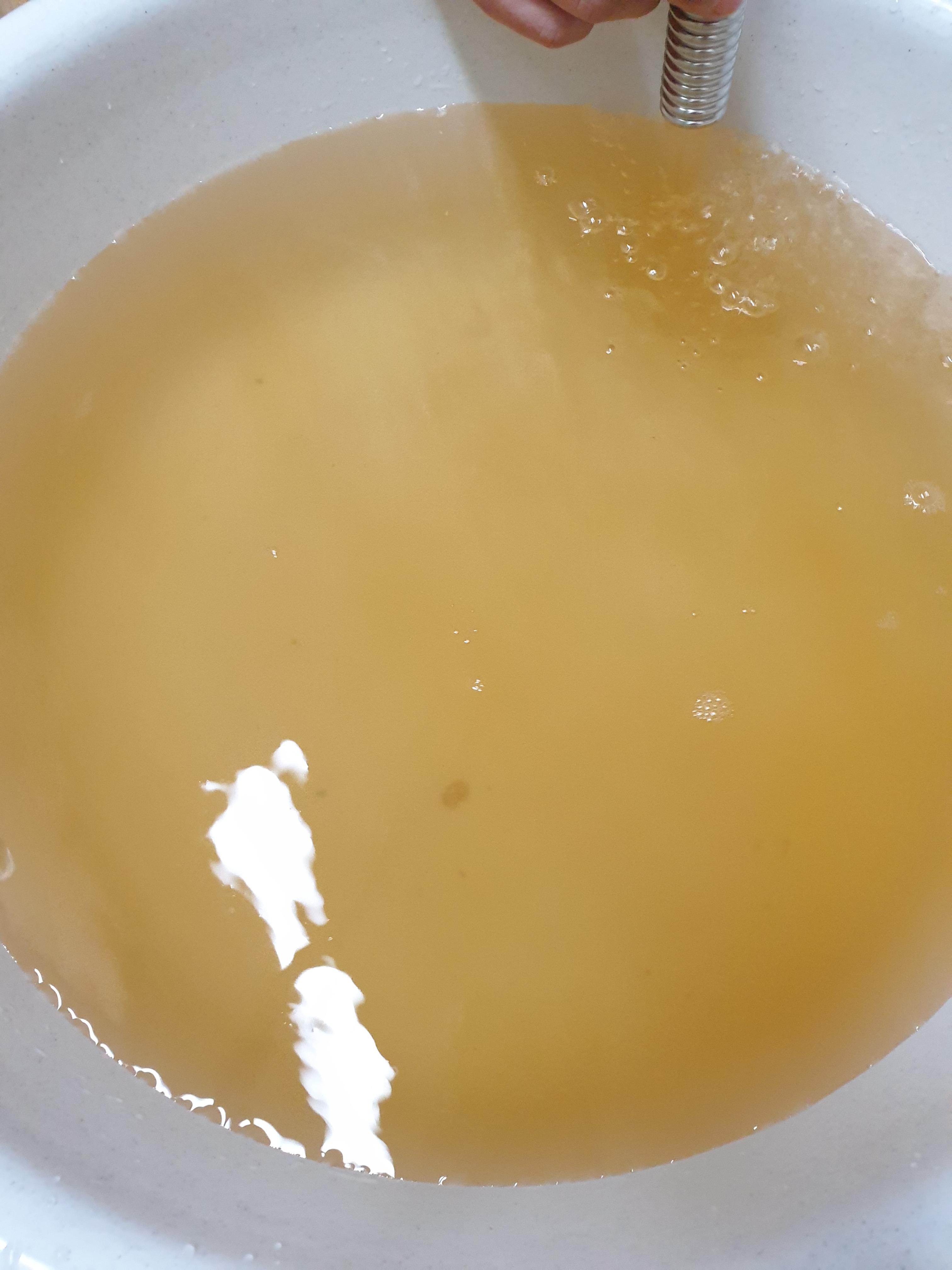 난방 배관에서 토출되는 3번째 녹물