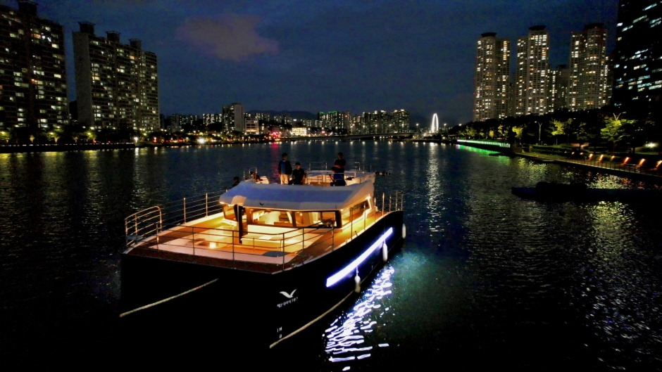 12월 여행지 추천 부산 해운대 리버크루즈