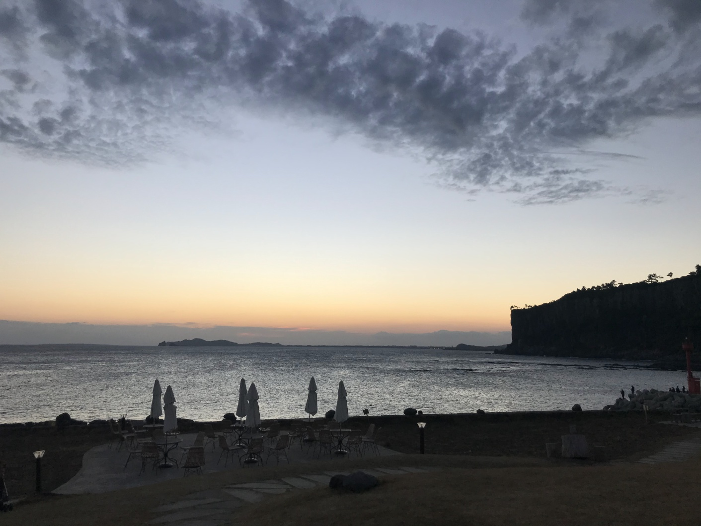 카페 루시아 전경 노을