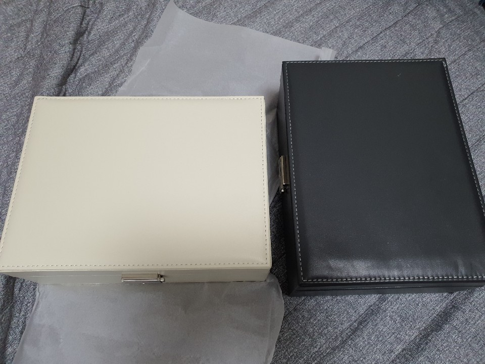 악세사리 보관함 색상