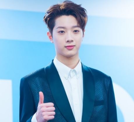 라이관린_담배