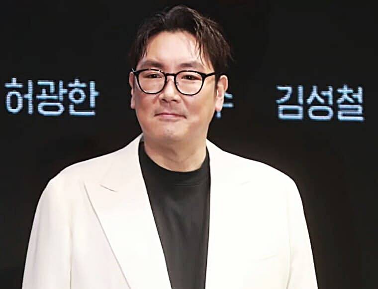 배우-조진웅