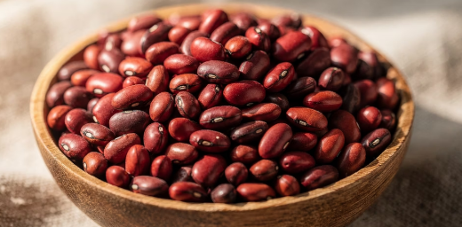 팥이 그릇에 담은 이미지