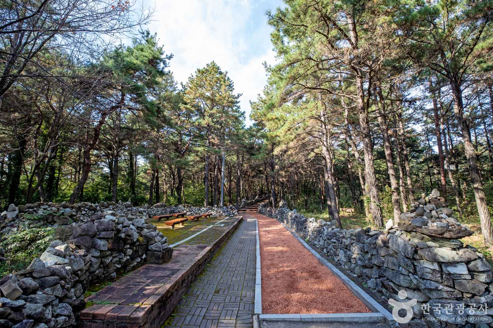 경천대 국민관광지 황토길