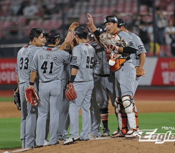 승리한 한화이글스