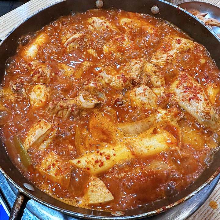 회기 경희대 맛집 추천 생방송투데이 백종원 골목식당 소개 수도권 최고의 고기떡볶이 닭볶음탕 찜닭 오늘방송 빅데이터 랭킹 맛집