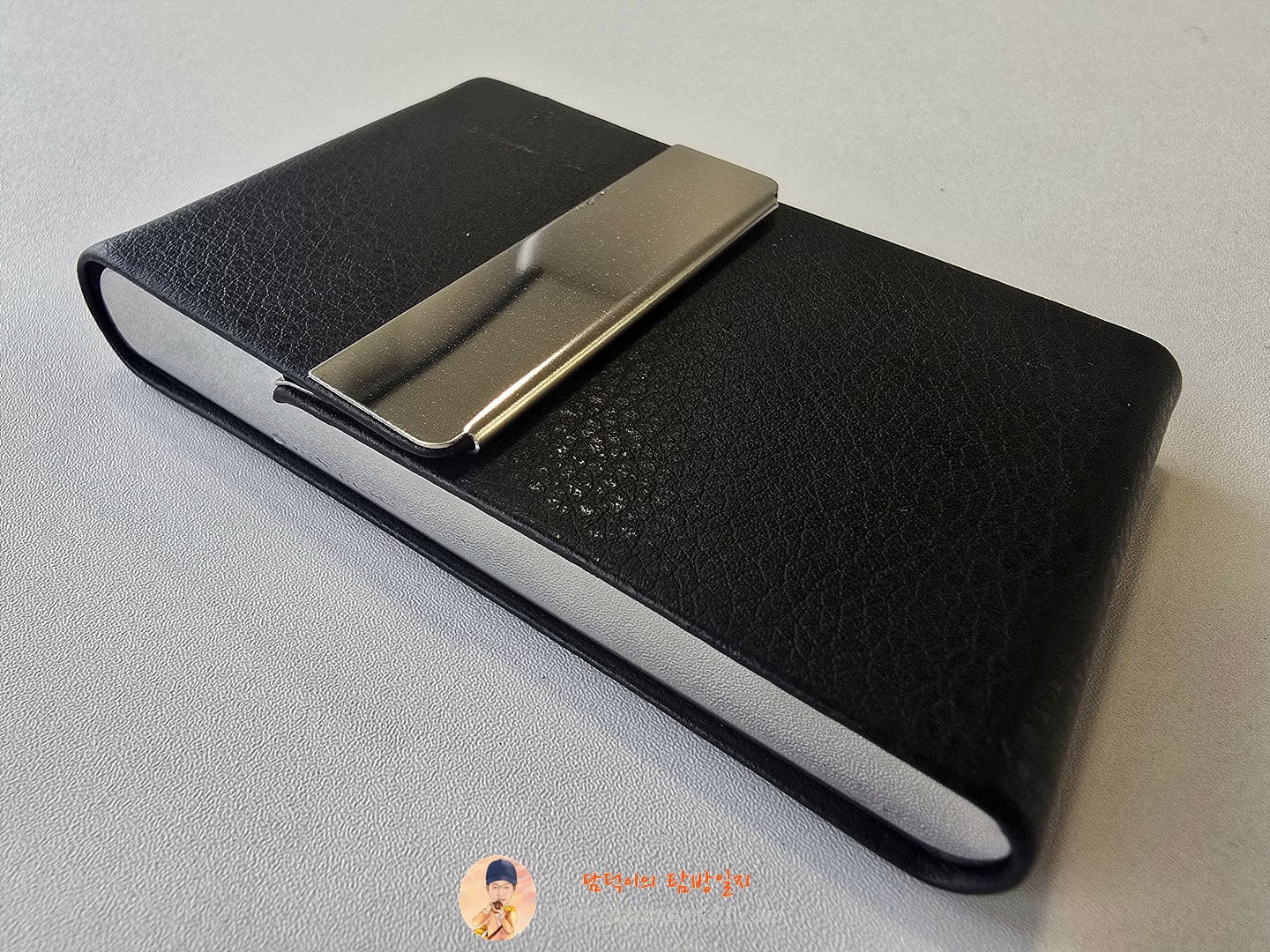 고품질 비즈니스 다기능 카드 홀더 케이스 자기 차단 담배 케이스와 슬림 PU 가죽 금속 포켓 카드 홀더