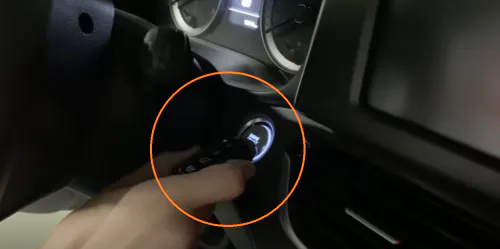 스타트버튼에 스마트키 갖다대기