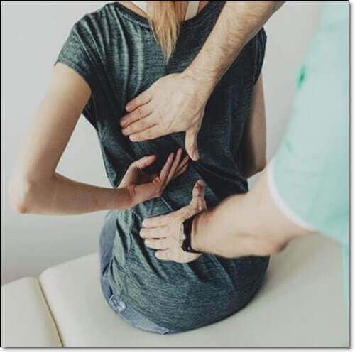 왼쪽 옆구리 뒷쪽 통증 주요 증상