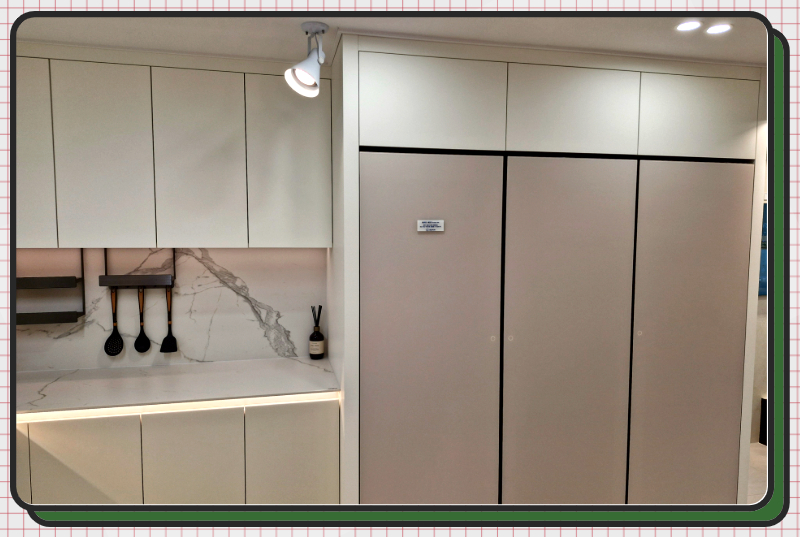 이마트 이수점, 홈플러스 남현점, 신세계백화점 강남점 등이 차량 또는 대중교통으로 10~15분 내 진입 가능